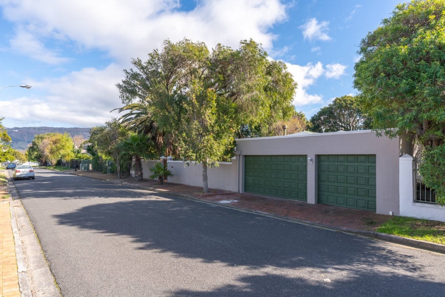 4 Bedroom Property for Sale in Dreyersdal Estate Western Cape